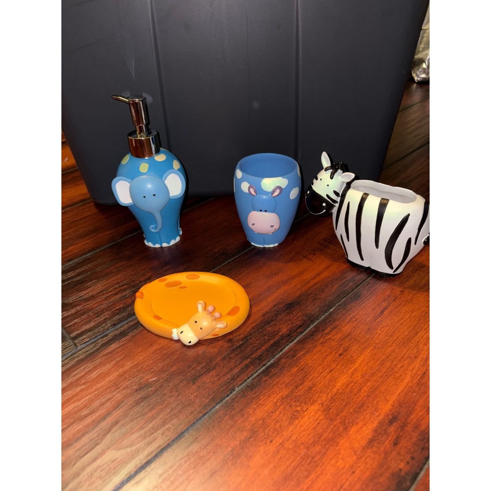 New 4pc Safari Animal Kids Bathroom Accessory Set Elephant Hippo Zebra Giraffe